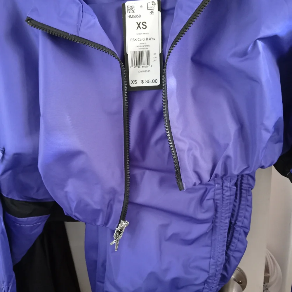 Cardi b Reebok sweatsuit - Picture 2 of 4